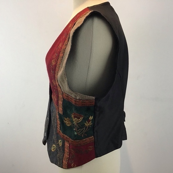 Vintage Wool Embroidered Patchwork Tantrums Vest with ribbon braid trim S large - Picture 2 of 12